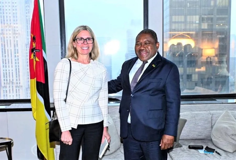 Filipe Nyusi e Anna Bjerde