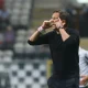 Roger Schmidt dá ultimato para Arthur Cabral, ganha, ou sai